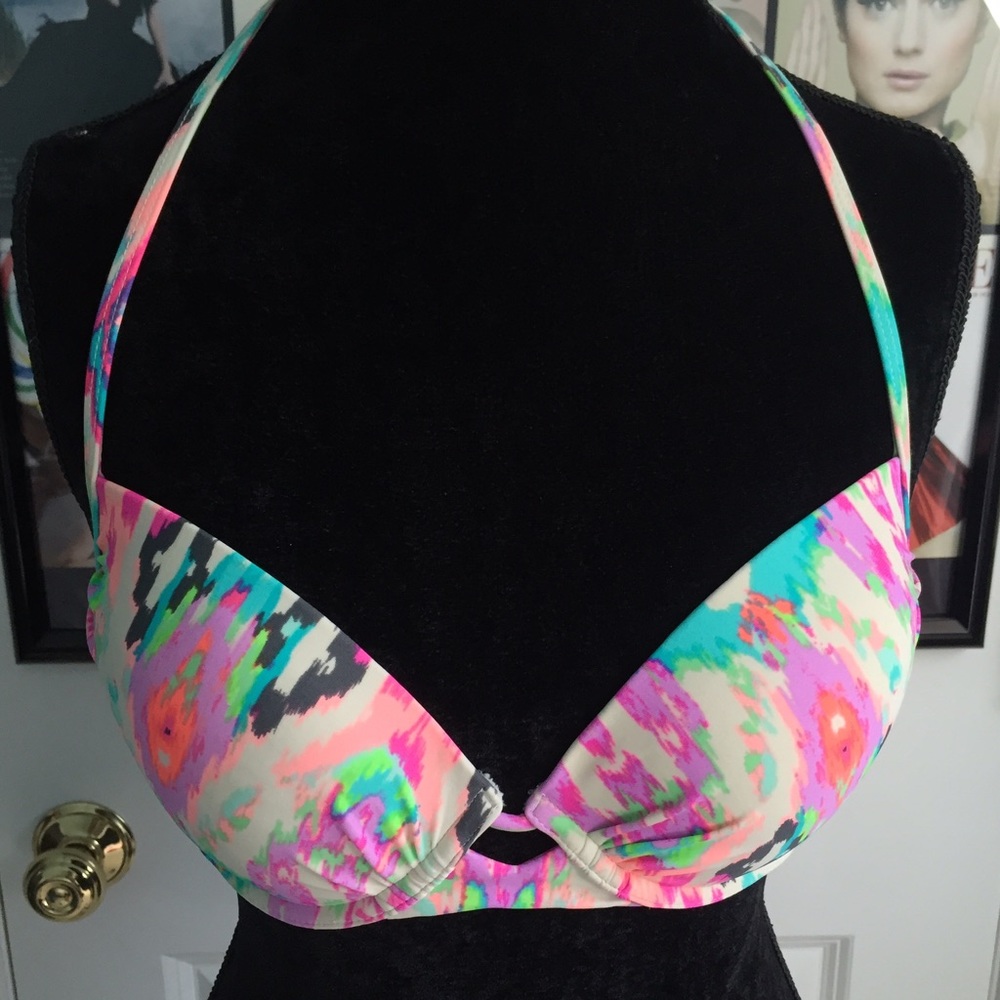Xhilaration Padded Multi-Colored Ikat Printed String Bikini Set Size M - Picture 1 of 4